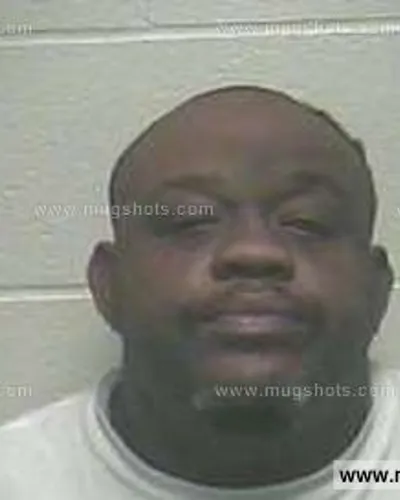 Booking photo of Liddon Crutcher, Giles County, Jun 19, 2015
