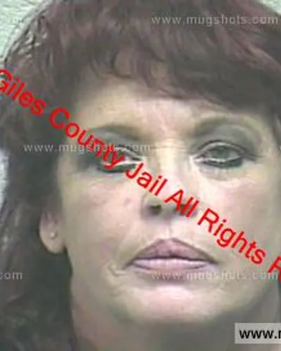 Booking photo of Dena Renay Johns, Giles County, Dec 25, 2018