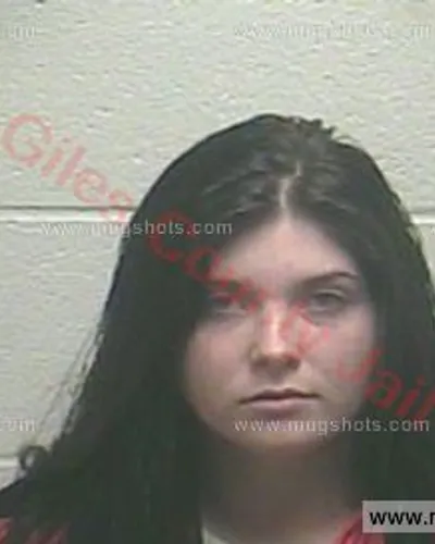 Booking photo of Courtney Darnell, Giles County, Mar 31, 2017