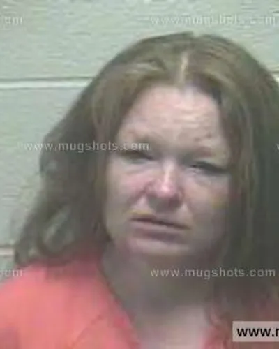 Booking photo of Lora Angela Shannon, Giles County, May 25, 2015