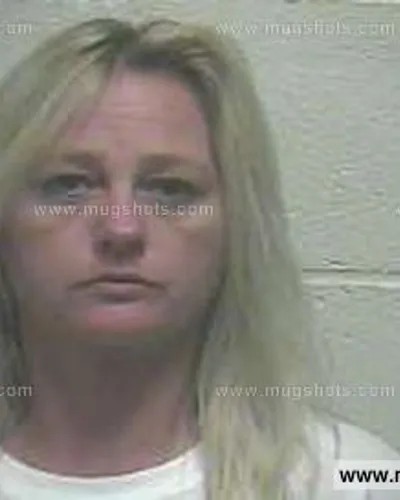Booking photo of Cindy Hargrove, Giles County, Apr 21, 2013