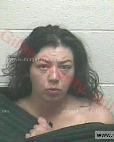 Booking photo of Erica Ann Mccrary, Giles County, Jan 17, 2017