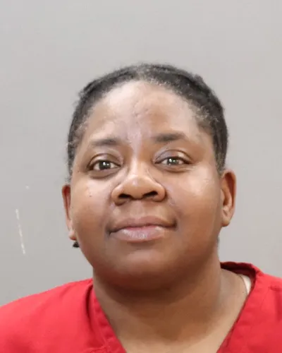 Most recent booking photo for Shaundalynn Ronshell Parks