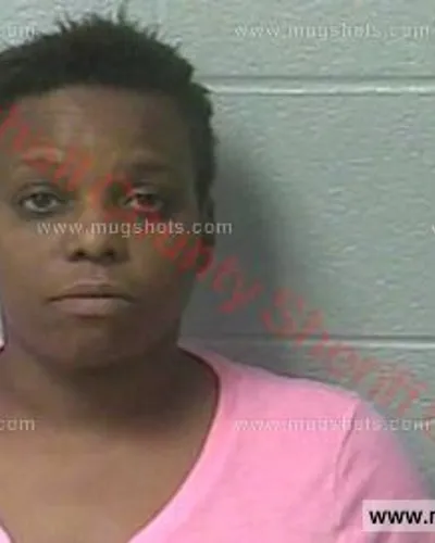 Booking photo of Latoya Nakie Harris, Marshall County, Apr 6, 2017