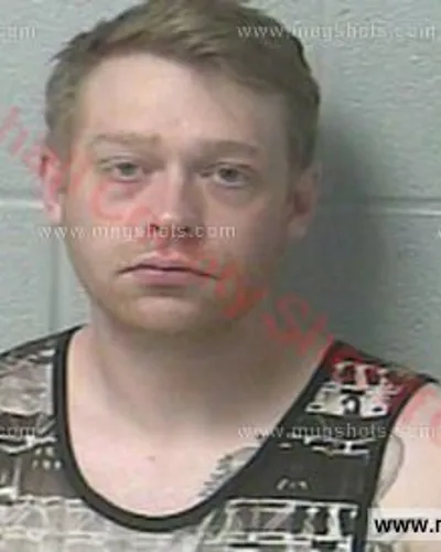 Booking photo of Dustin Eric Hammonds, Marshall County, Apr 1, 2016