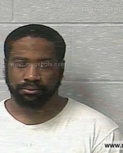 Most recent booking photo for THOMAS Lemar PALMER