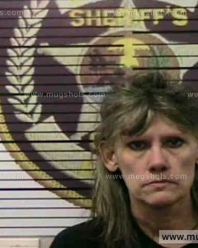 Booking photo of Lavada Breeden, Polk County, Jun 28, 2016