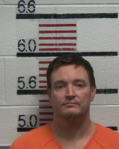 Booking photo of DUSTIN C ROYSDEN, Scott County, Jun 13, 2025